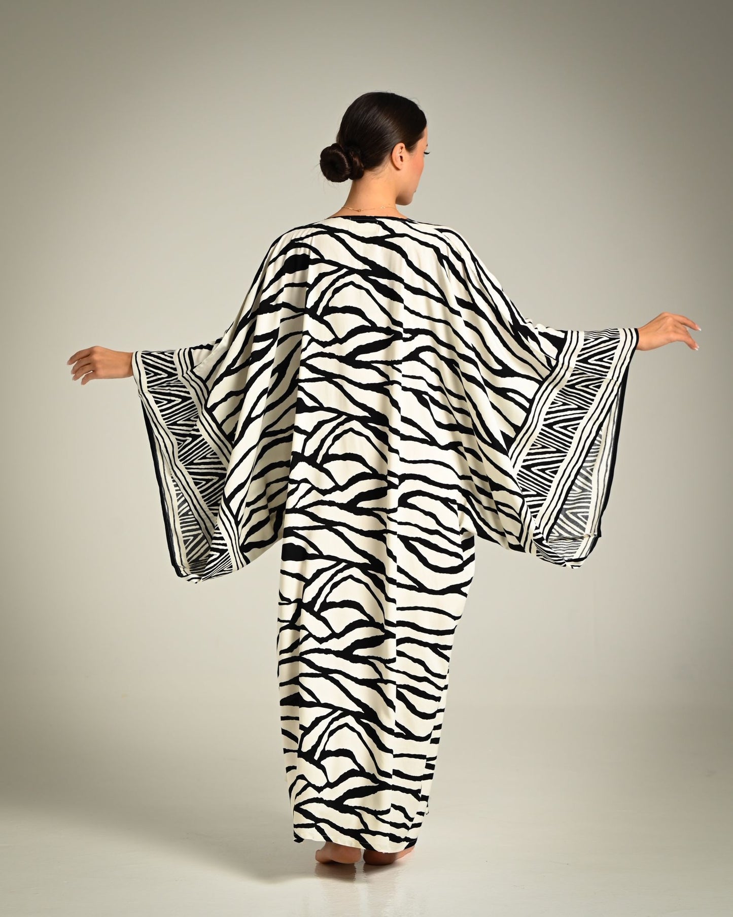 SS25-8 - Basma by Haya